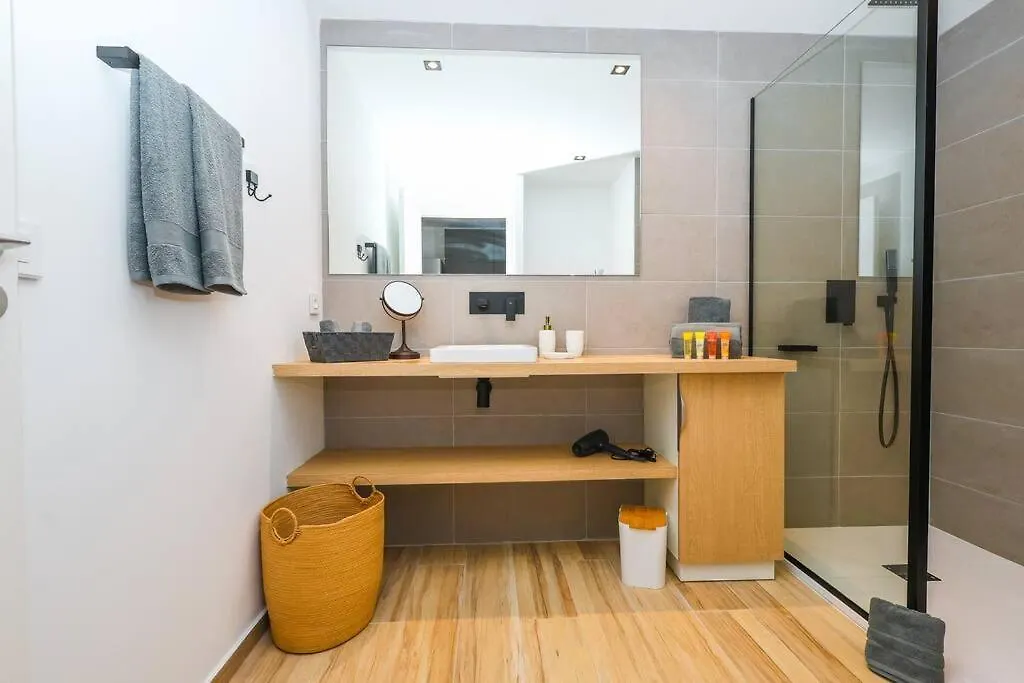 Apartment Luxury Studio 6 Alamanda Resort Orient Bay