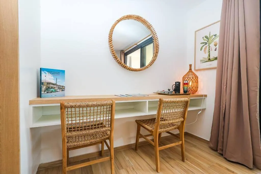 Luxury Studio 6 Alamanda Resort Orient Bay Apartment