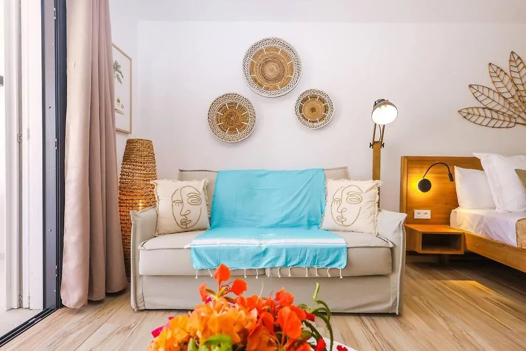 Luxury Studio 6 Alamanda Resort Orient Bay Apartment