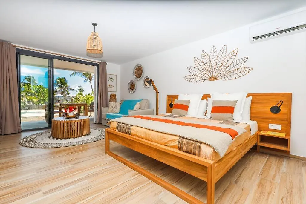 Luxury Studio 6 Alamanda Resort Orient Bay 0*,